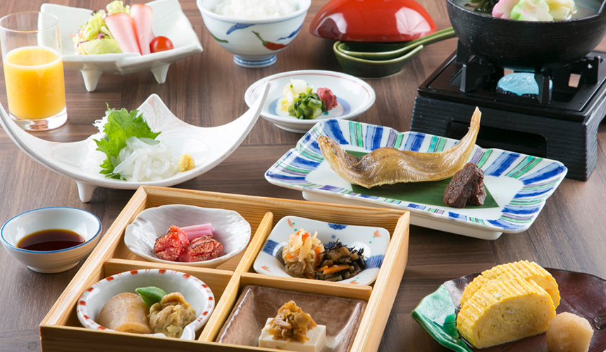 朝食